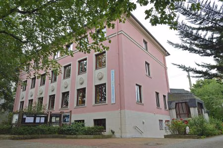 Eingang MeRz Theater